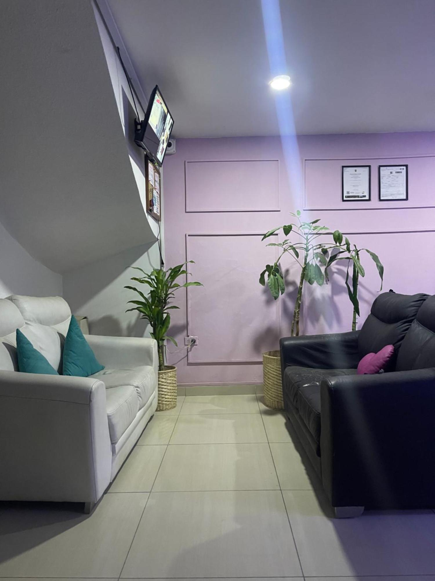 Quarto em Acomodações Particulares A 5 Minutos Del Aeropuerto El Dorado